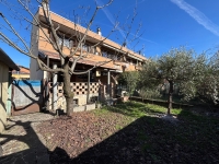 NOVA MILANESE, VILLA A SCHIERA DI TESTA - NMV1