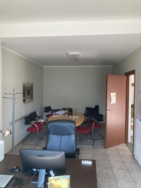 GIUSSANO, LABORATORIO E UFFICIO - VLU1