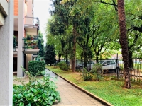 DESIO, 3 LOCALI - D331