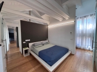 SEREGNO, 3 LOCALI CON TERRAZZO - RIF.S3999