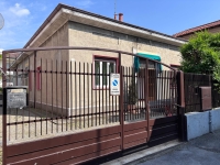 MARIANO COMENSE - FRAZ. PERTICATO, CASA SEMI-INDIPENDENTE - RIF. MCCSI1