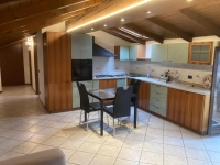 MEDA, 2 LOCALI CON BALCONE - RIF. M157