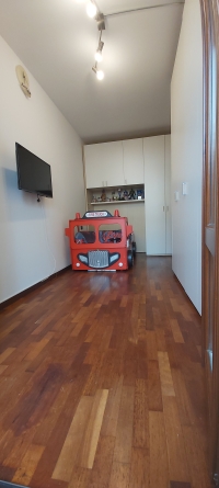 GIUSSANO, 3 LOCALI CON GIARDINO E BOX DOPPIO - RIF GV3GP