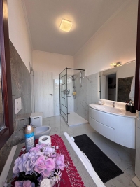 MUGGIO&#039;, 3 LOCALI RISTRUTTURATO - RIF. M31